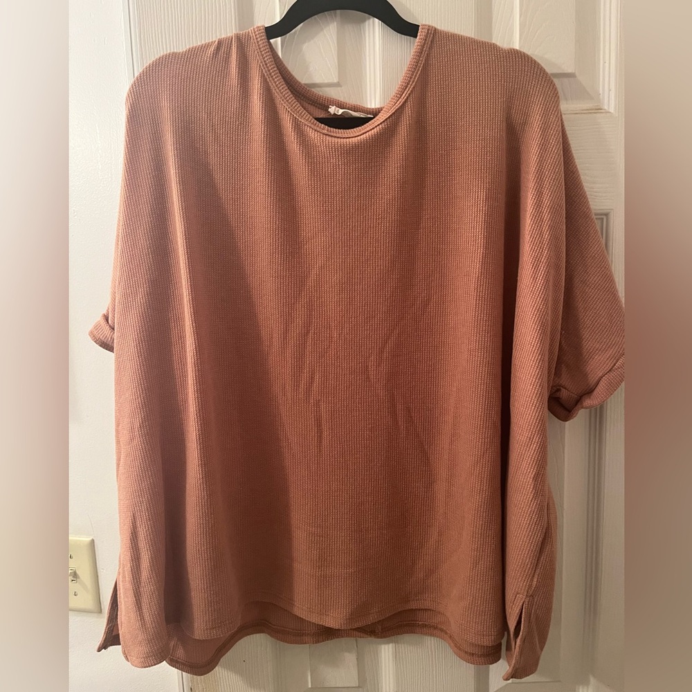 2X/3X Elegant Tan Short Sleeve Women's Top
